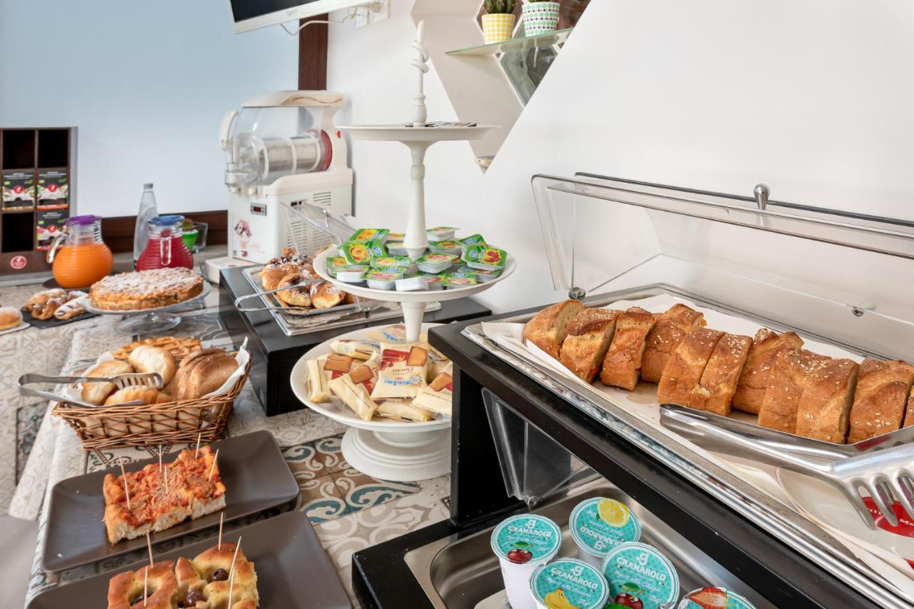 A Casa Di... Aurora Bed & Breakfast ซานวิโต โลคาโป ภายนอก รูปภาพ