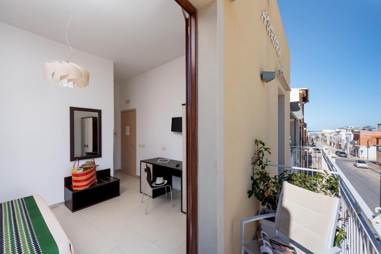 A Casa Di... Aurora Bed & Breakfast ซานวิโต โลคาโป ภายนอก รูปภาพ