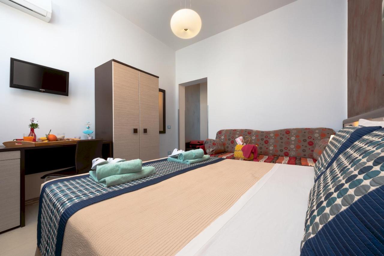 A Casa Di... Aurora Bed & Breakfast ซานวิโต โลคาโป ภายนอก รูปภาพ